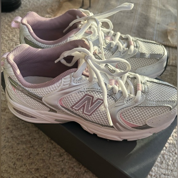 New Balance Shoes - New balance 530 in white/silver/ice wine (pink)